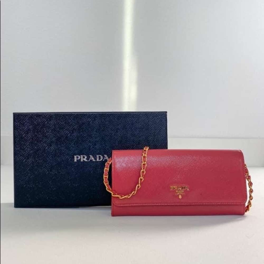 4-in-1 Prada Saffiano Vernice Metal Oro Chain Wallet in Pink